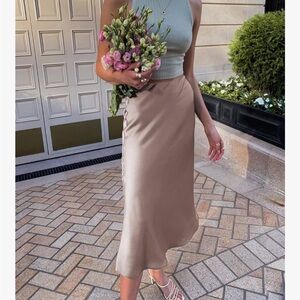 Midi skirt